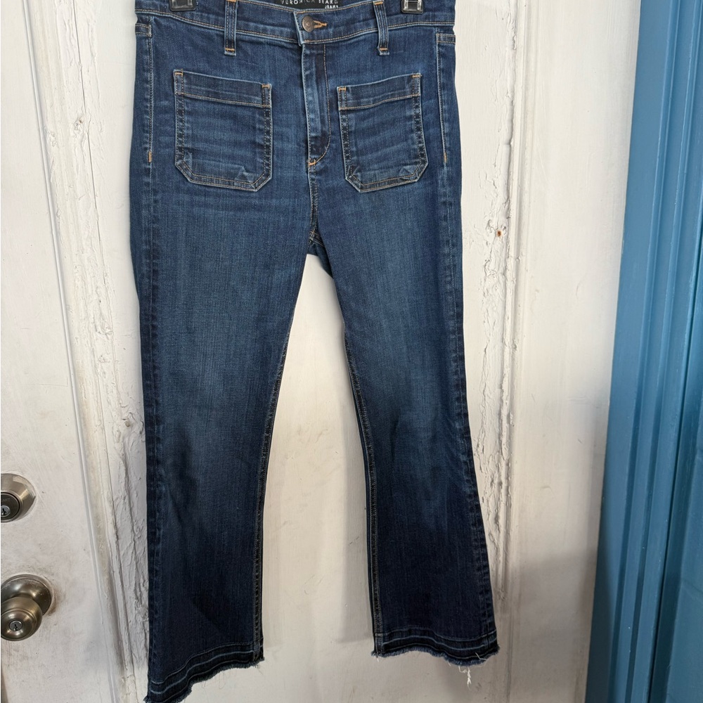Veronica Beard
Sheridan flare jean size 26